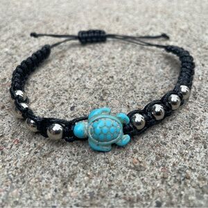 Turquoise turtle and silver beaded Black Braided Adjustable bracelet NEW